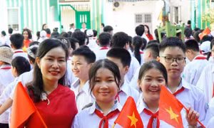 Bộ trưởng Giáo dục: Sắp xếp trường học không phải giảm số lượng bằng mọi giá