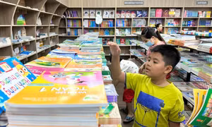 Bộ GD&ĐT sẽ sửa đổi đồng bộ chương trình, sách giáo khoa