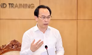 Bộ trưởng Bộ Giáo dục: Phải đầu tư trường lớp để giảm áp lực tuyển sinh vào lớp 10