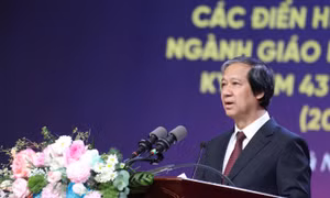 Bộ trưởng Bộ GD&ĐT Nguyễn Kim Sơn: Hà Nội cấp bách tăng số lượng trường phổ thông, kiểm soát chặt dạy thêm học thêm