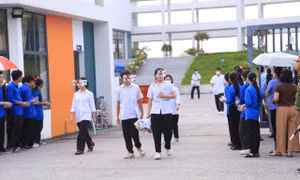 Nhiều bài thi tiếng Anh chuyên Tuyên Quang dưới mức trung bình