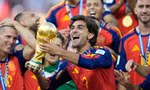 Ferran Torres: Từ cậu bé hay khóc đến người hùng đưa Tây Ban Nha lên đỉnh World Cup