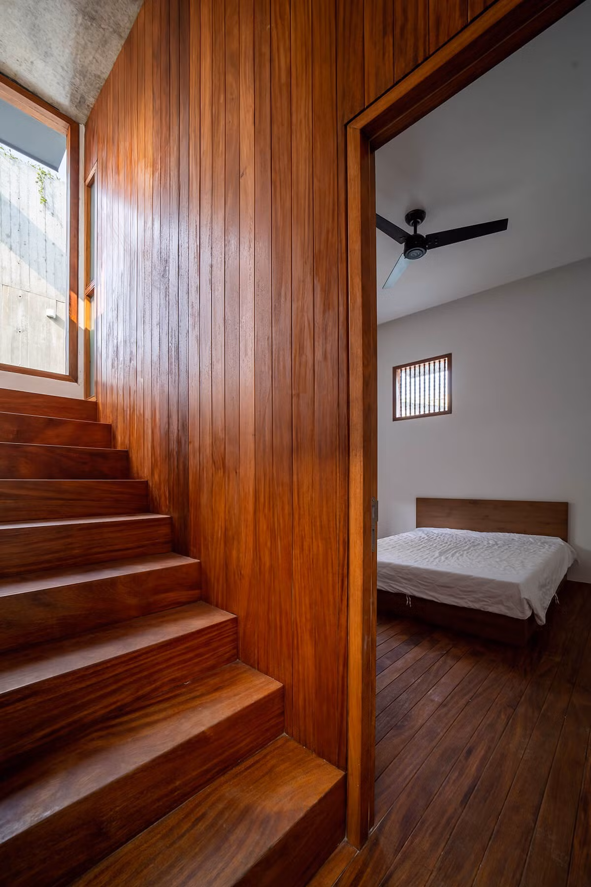 r14a9422.jpg