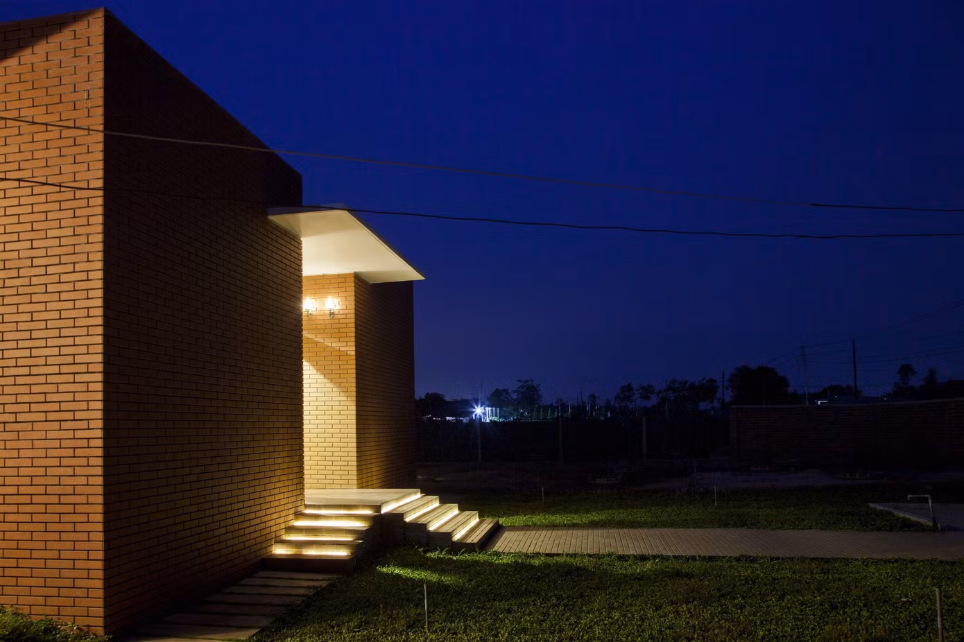 01-cta-first-house-ex-24-scaled.jpg