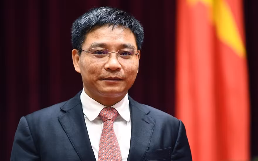 Ông Nguyễn Văn Thắng, Chủ tịch UBND tỉnh Quảng Ninh vừa được công nhận là Hiệu trưởng Trường ĐH Hạ Long