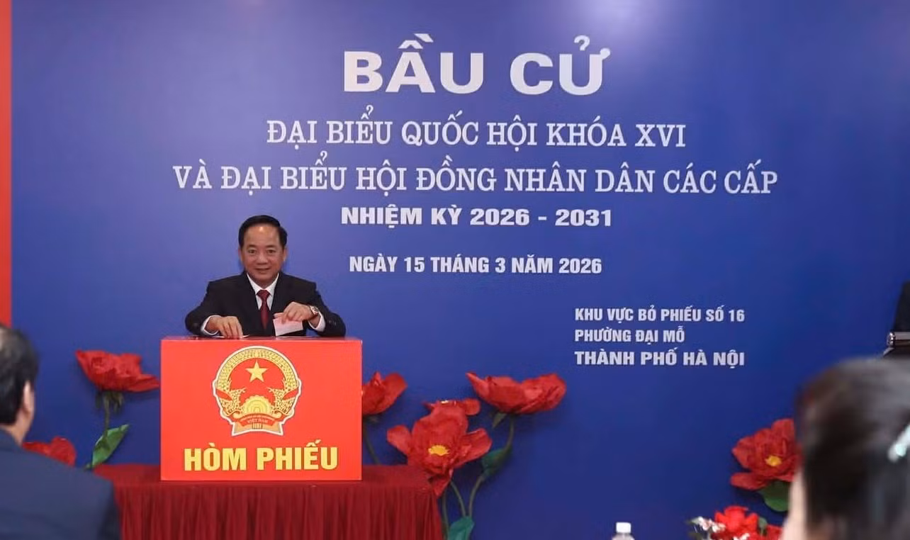 trinh-van-quyet.jpg