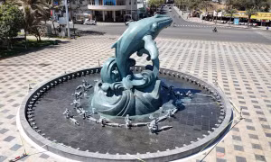 Chiêm ngưỡng tượng cá Ông 'khủng' ở Bãi Sau Vũng Tàu
