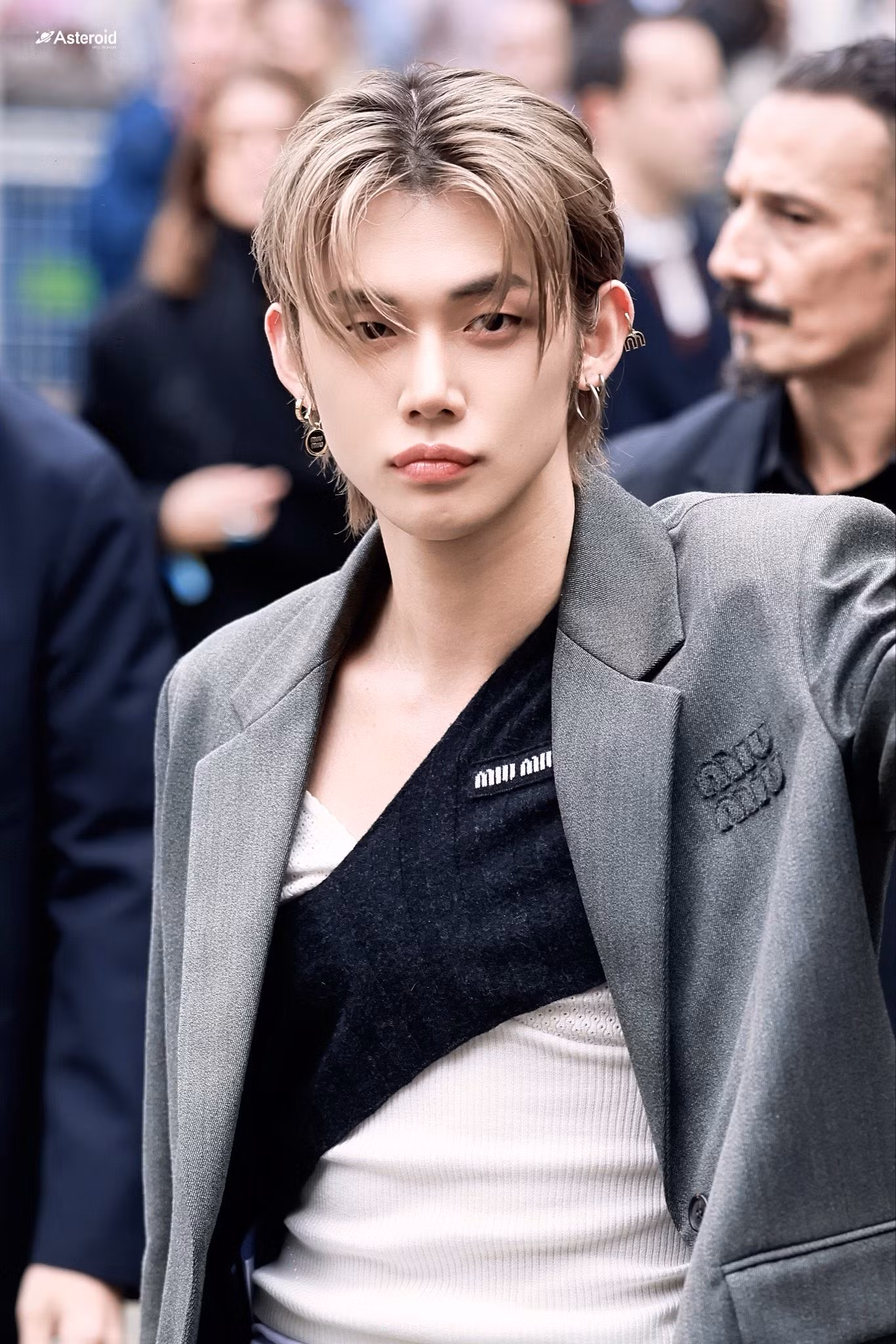 ava-paris-fashion-week-miu-miu-spring-summer-2026-yeon-jun-dfgx.jpg