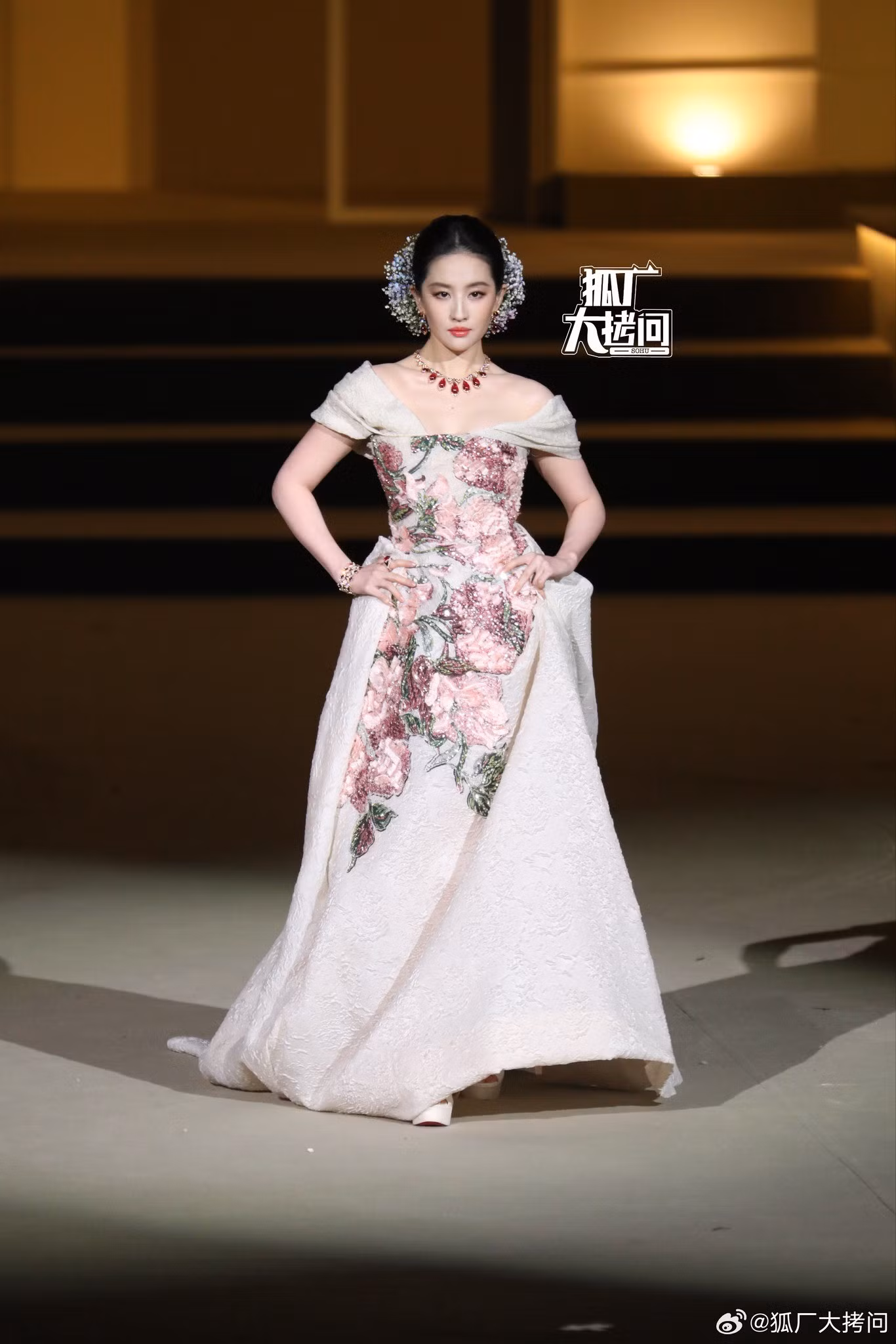 vogue-forces-of-fashion-2025-luu-diec-phi-ue12.jpg