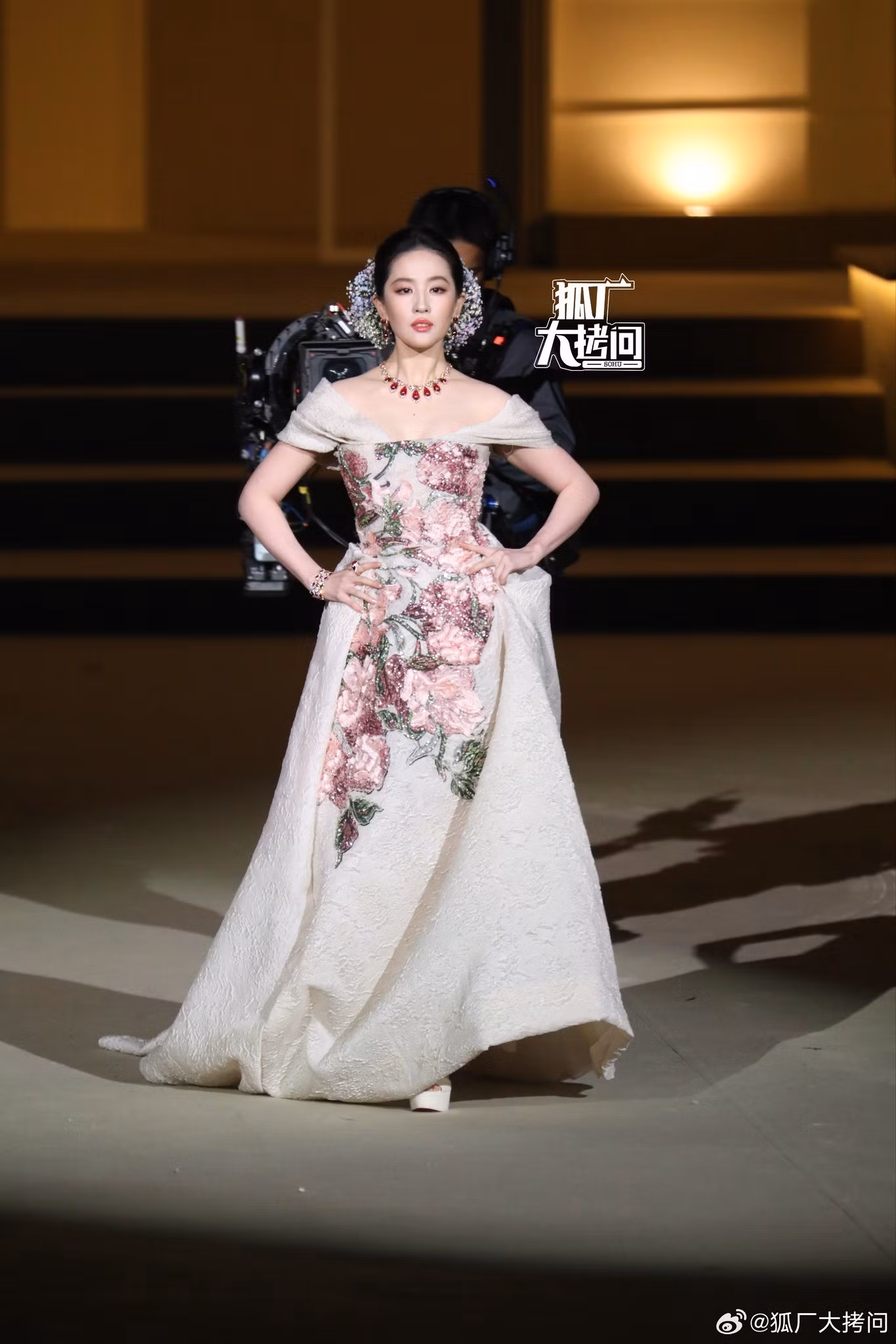 vogue-forces-of-fashion-2025-luu-diec-phi-d.jpg
