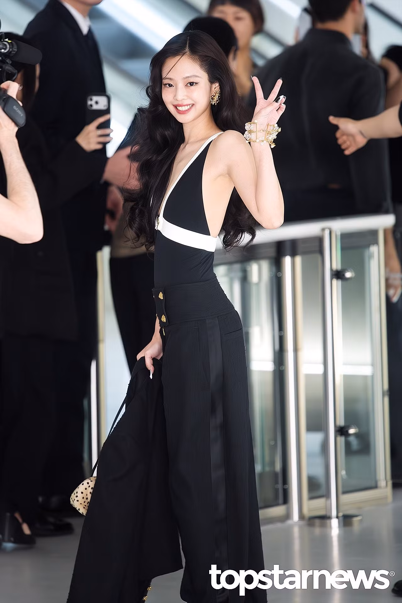 metiers-dart-2026-seoul-show-2-jennie-blackpink-w.jpg