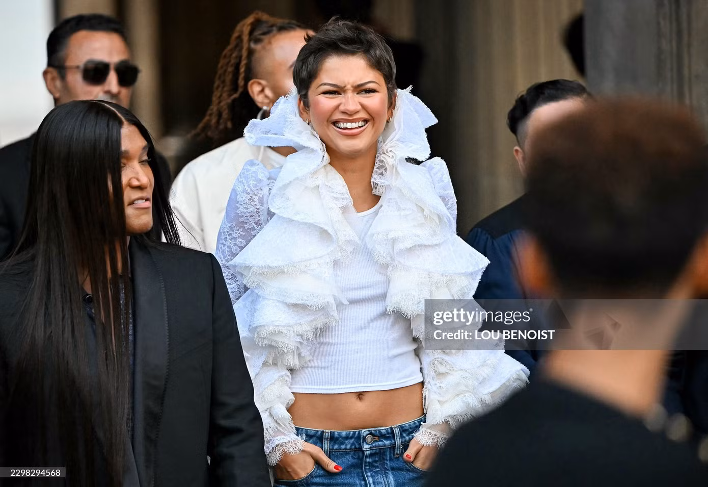 paris-fashion-week-ss27-louis-vuitton-20.jpg