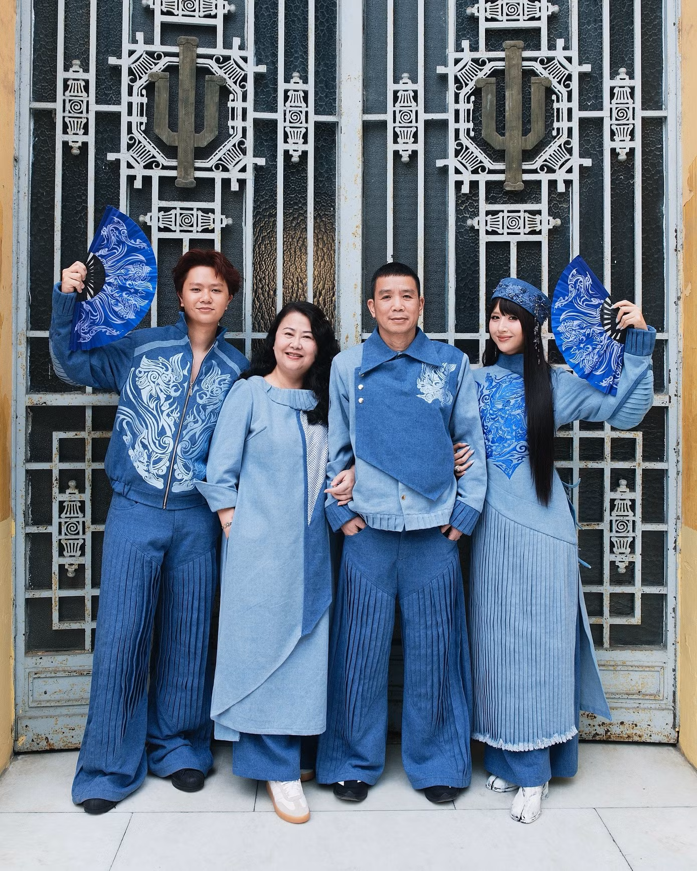 ao-tet-2026-mung-1-quynh-anh-shyn.jpg