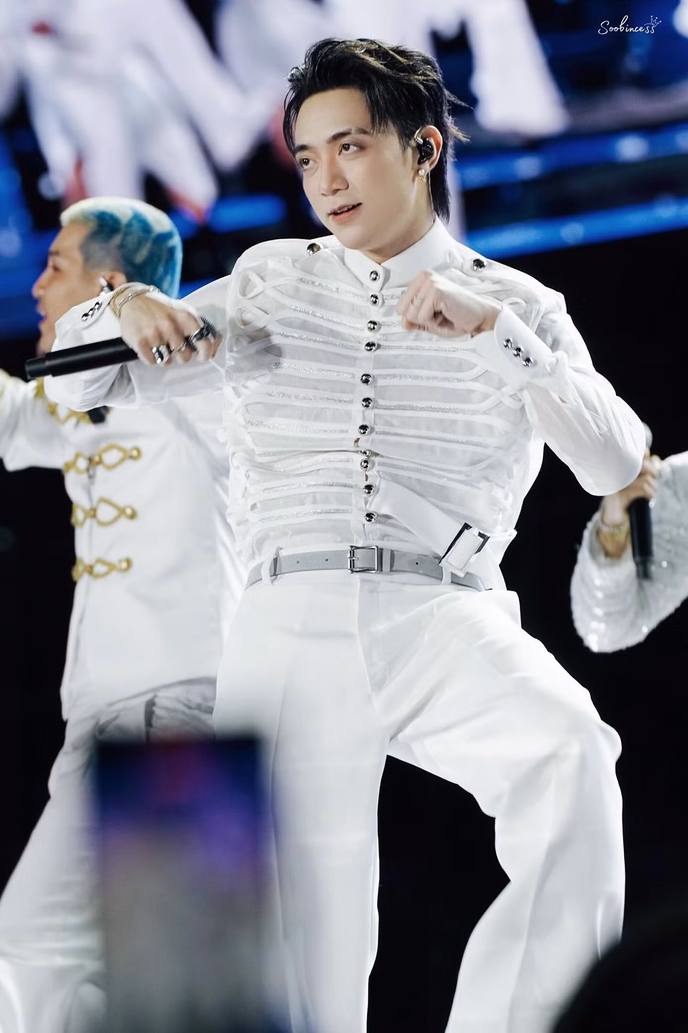 son-tung-m-tpsoobin-8.jpg