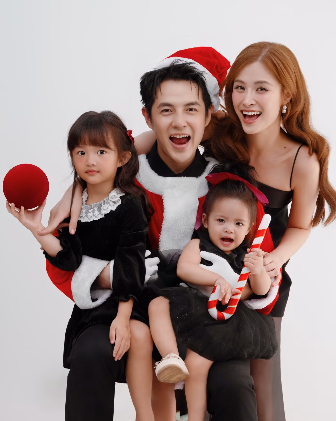 giang-sinh-2025-christmas-dong-nhi-ong-cao-thang-3791.jpg