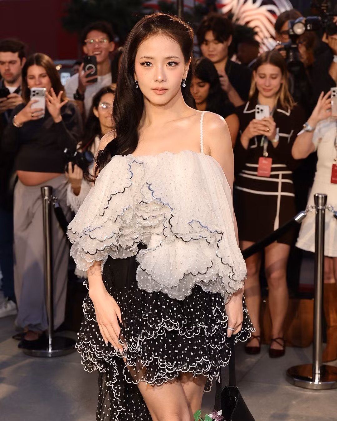 dior-cruise-2027-jisoo-blackpink-1233.jpg