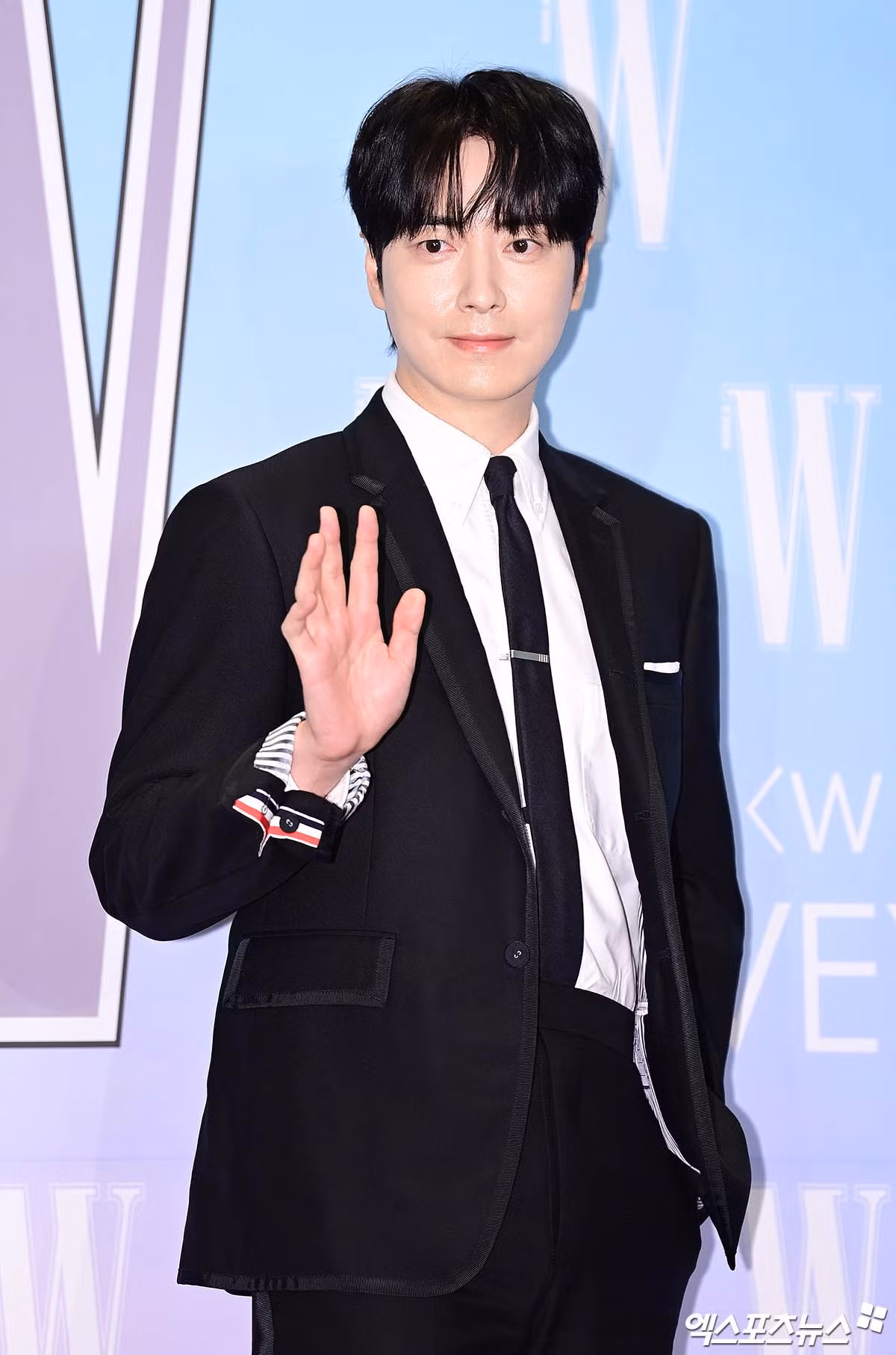love-your-w-2025-leejunhyuk.jpg