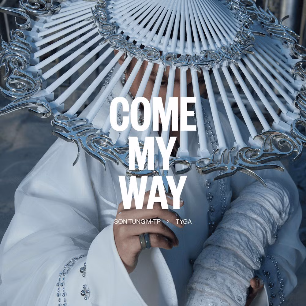 son-tung-m-come-my-way-mv-15.jpg