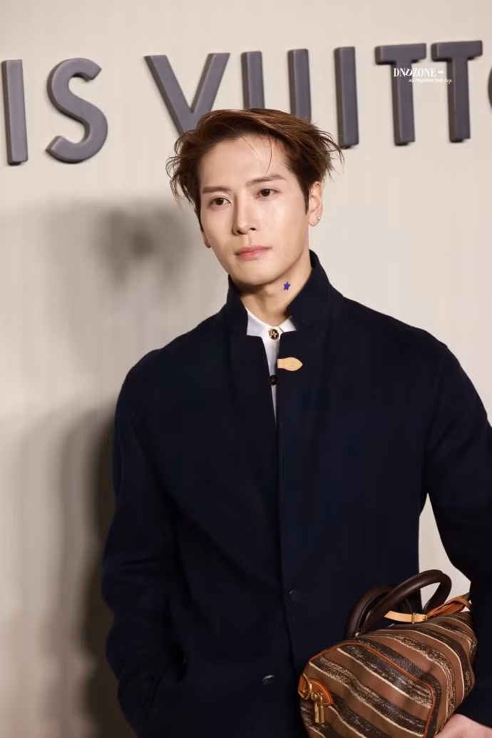 louis-vuitton-beijing-jackson-wang-av.jpg