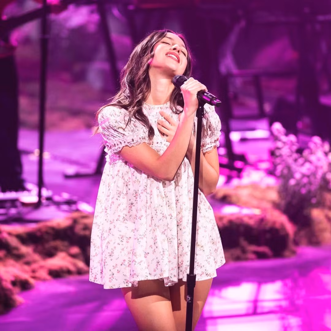 olivia-rodrigo-babydoll-6.jpg
