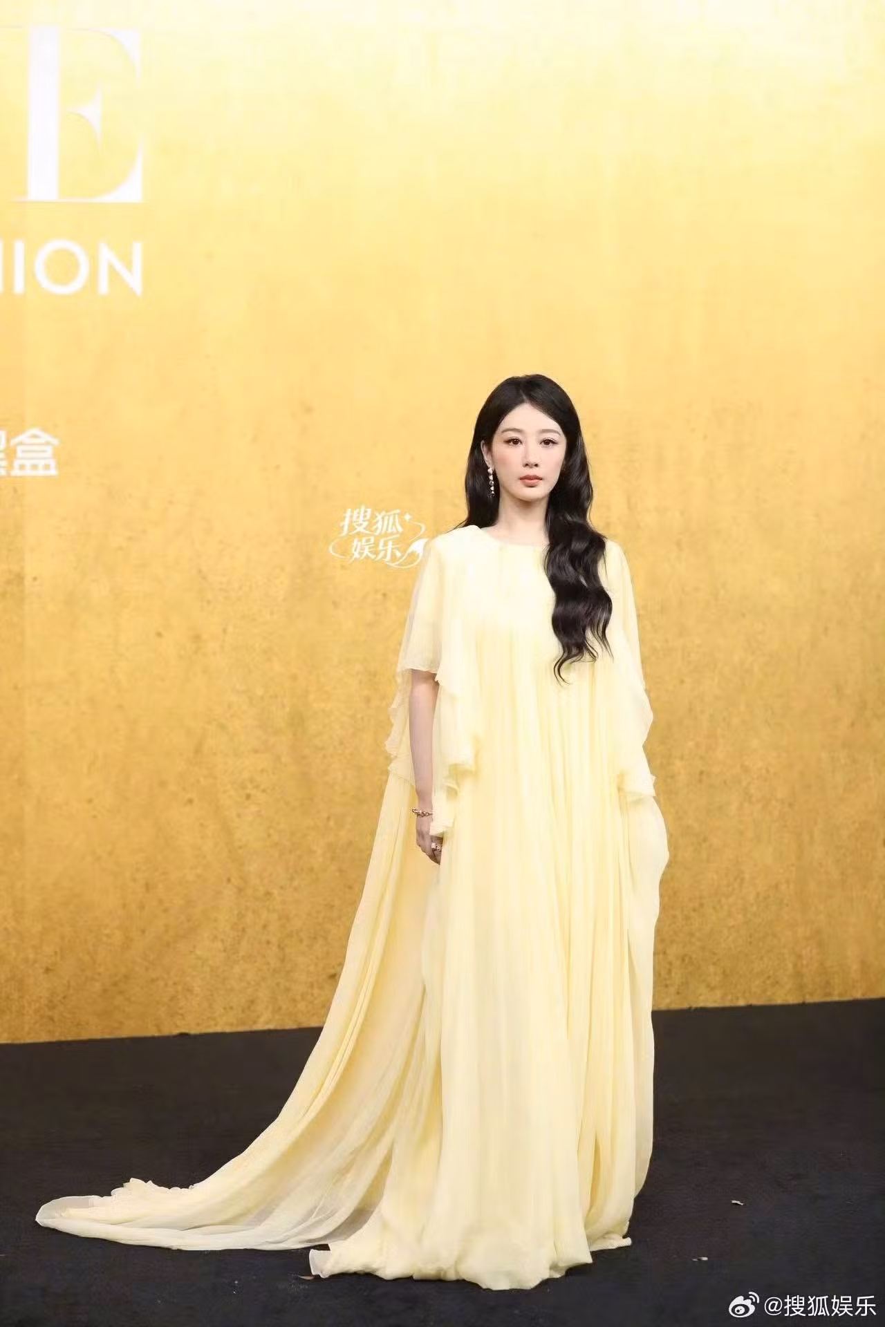 thinh-dien-vogue-2026-nhiet-ba-luu-diec-phi-21.jpg