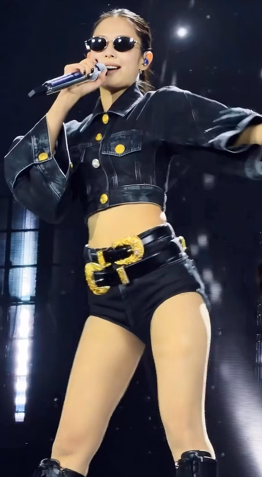 deadline-blackpink-singapore-jennie-2.jpg