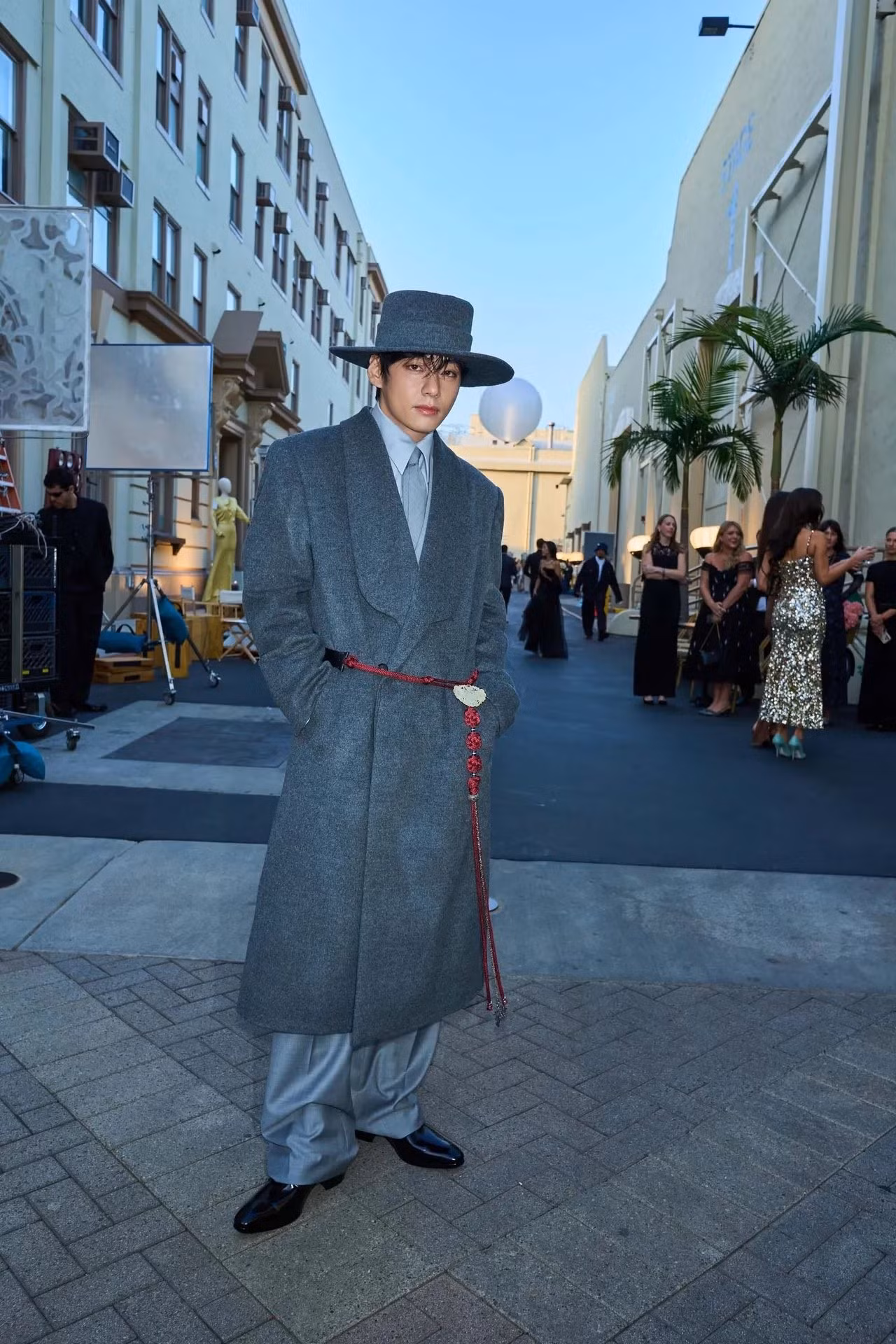 vogue-world-hollywood-2025-v-bts-vcsdt.jpg