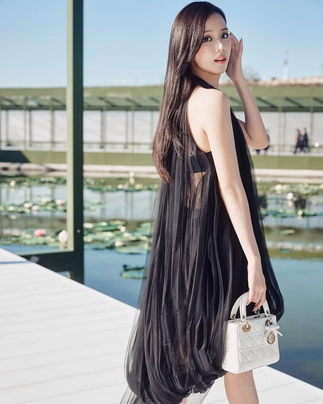 paris-fashion-week-dior-fw26-jisoo-blackpink-33hj.jpg