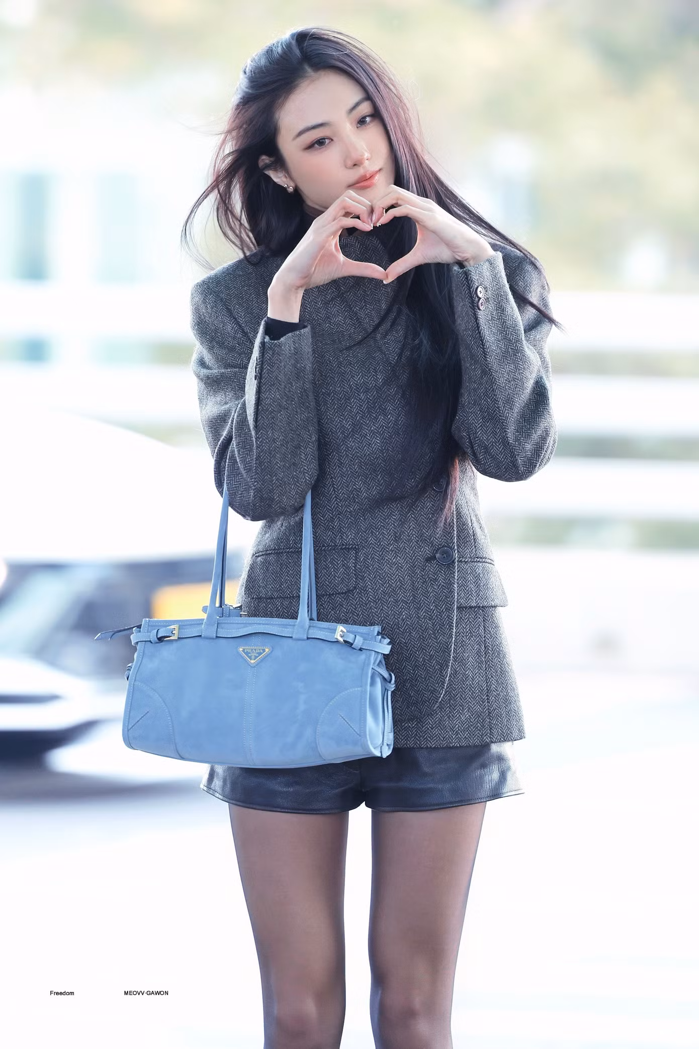 milan-fashion-week-prada-mens-fall-winter-2026-gawon-airport-1243.jpg