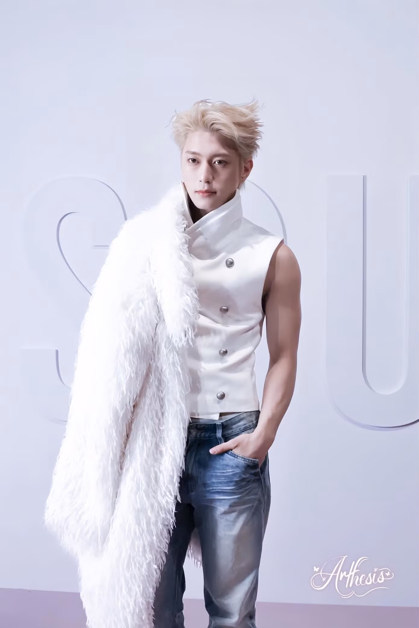 lsoul-shanghai-fashion-week-minh-hieu-thai-le-dedff.jpg