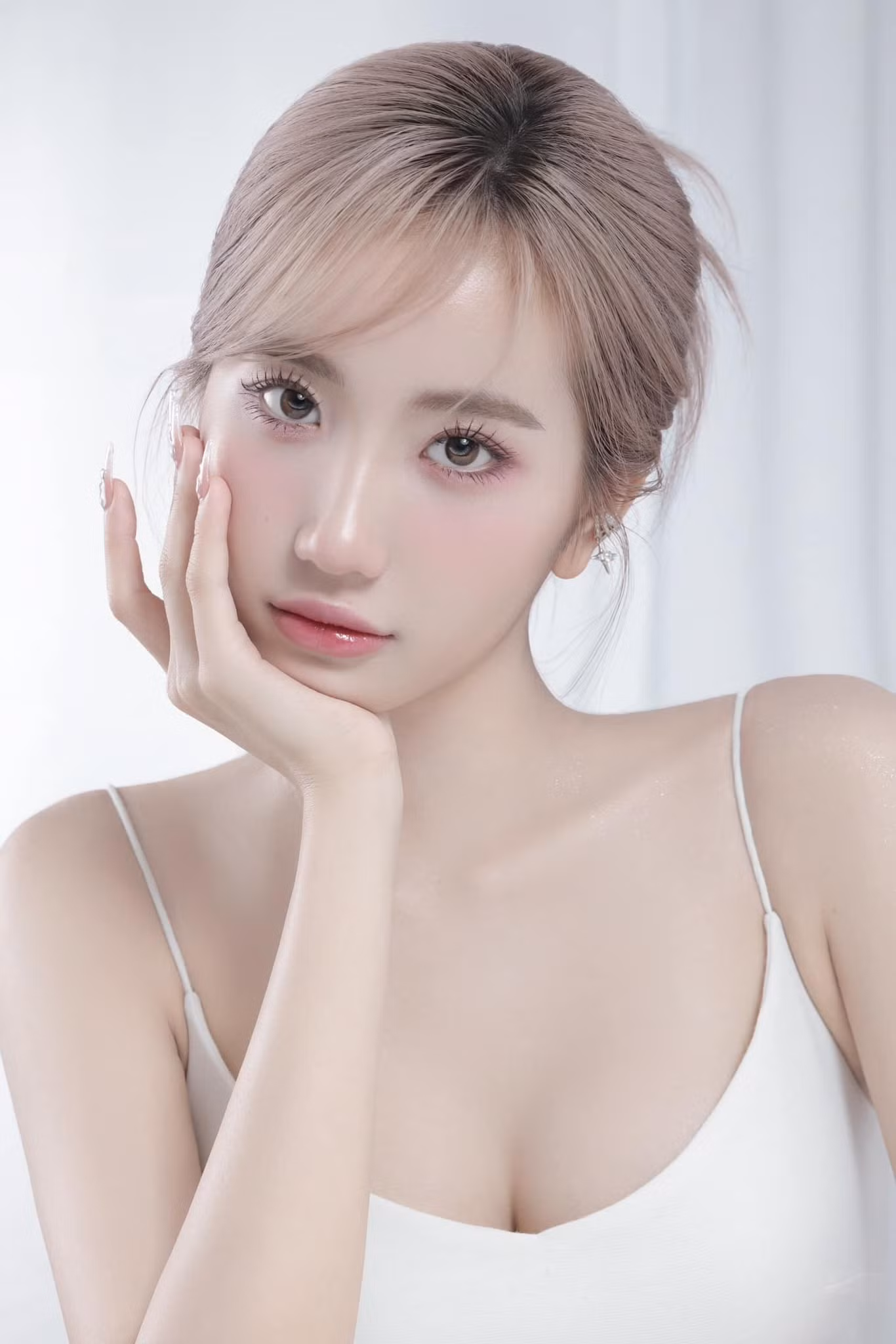 tanning-xoai-non-louis-pham-huyen-2k4-cdfdv.jpg