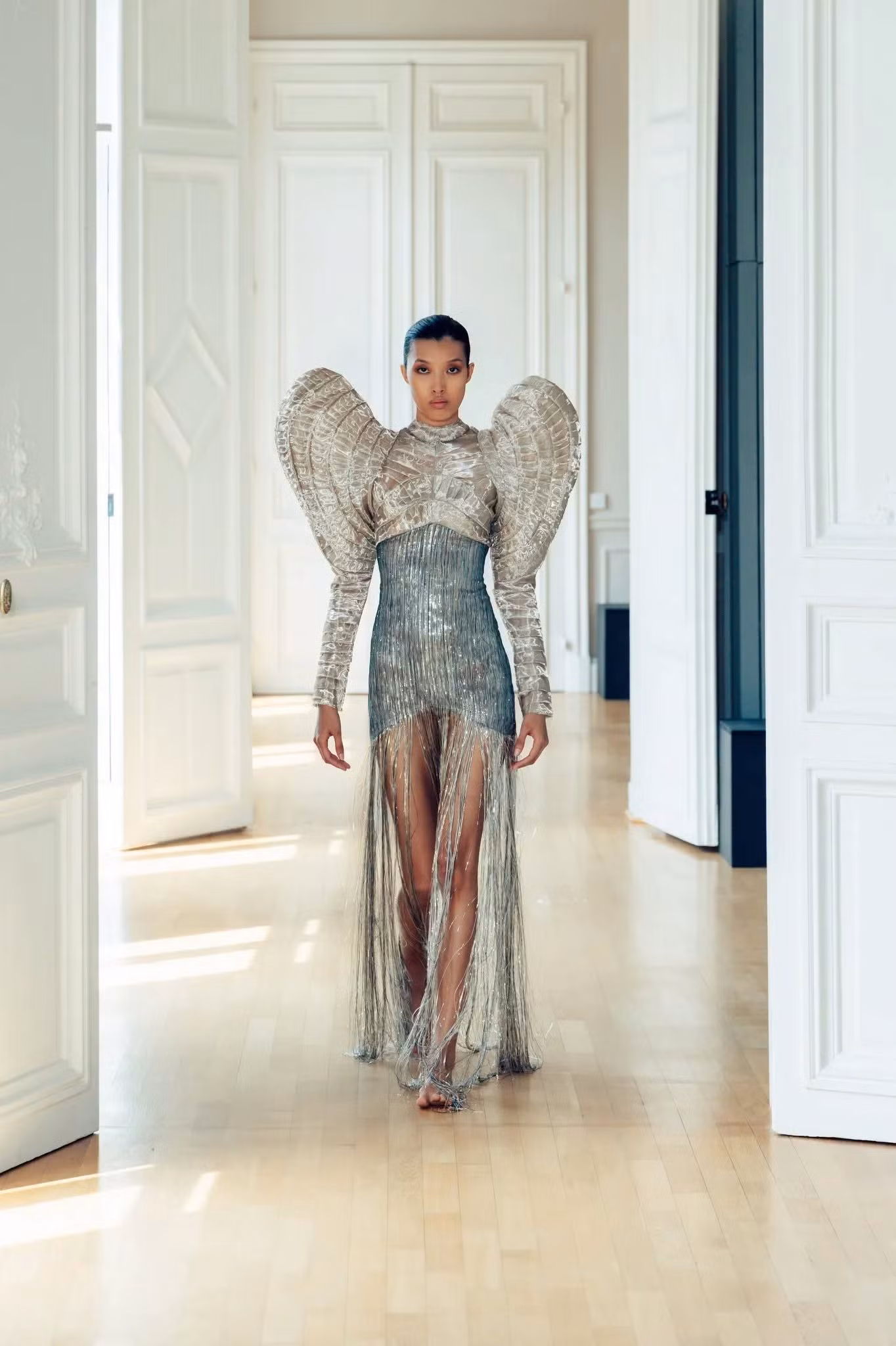 dahan-phuong-oanh-hautecouture-4.jpg