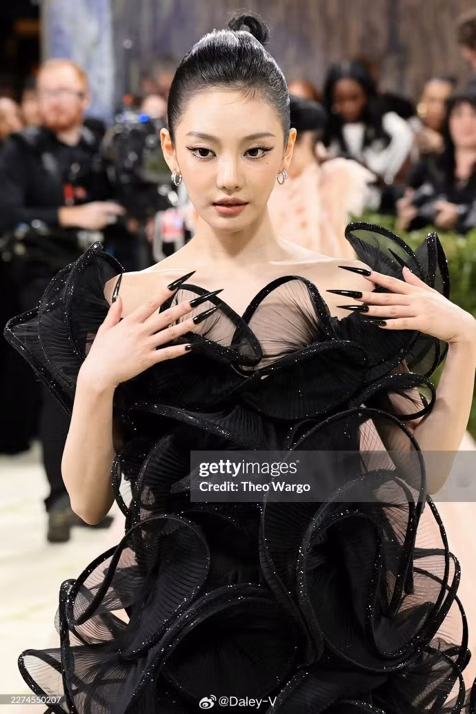 met-gala-2026-aespa-ningning-11.jpg