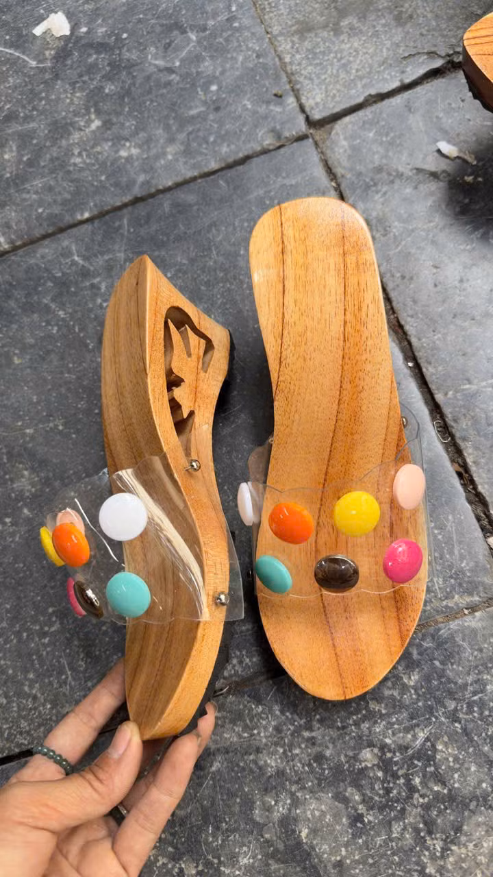 wooden-wedged-trend-tiktok-10.jpg