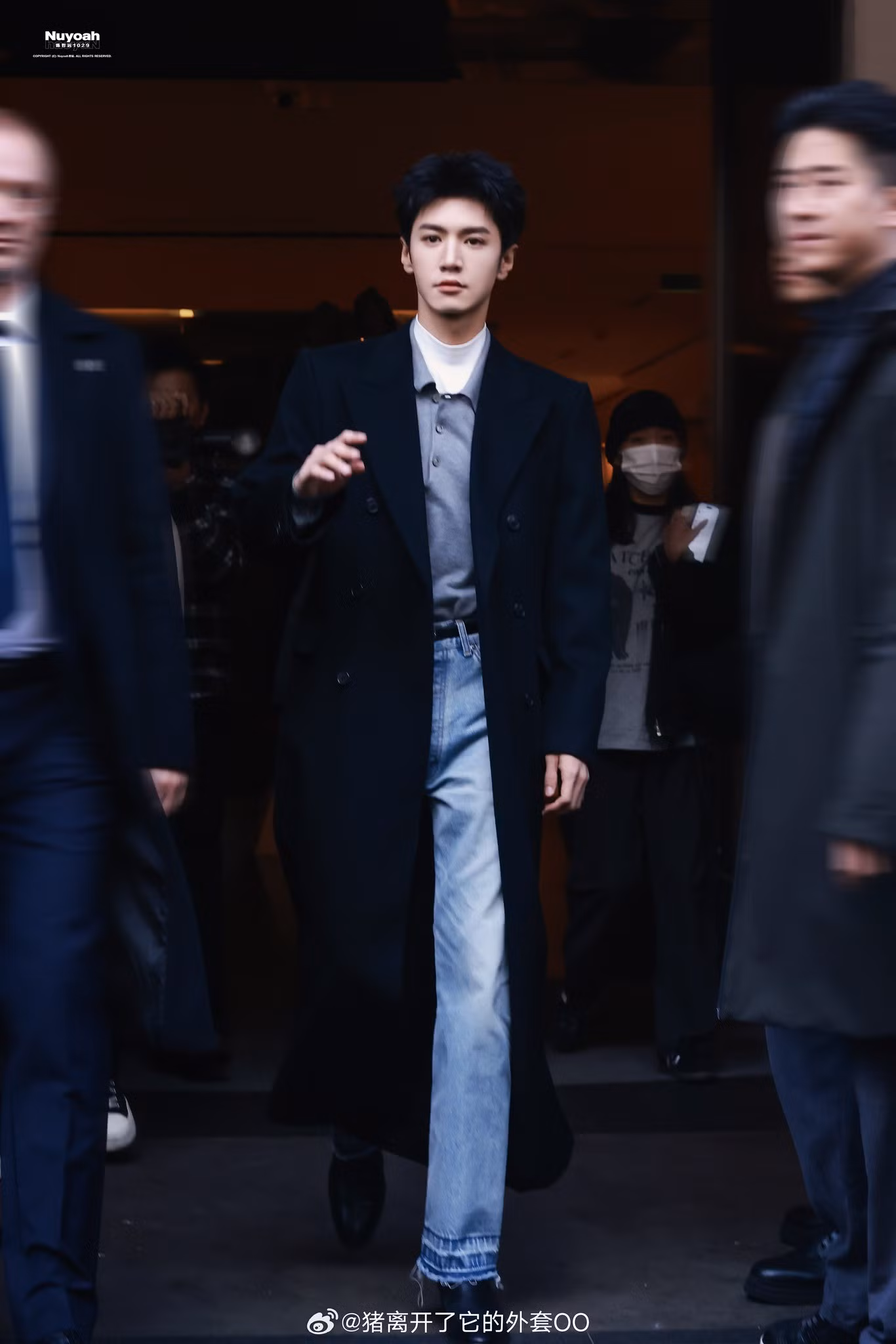 paris-fashion-week-celine-spring-summer-26-tran-triet-vien.jpg