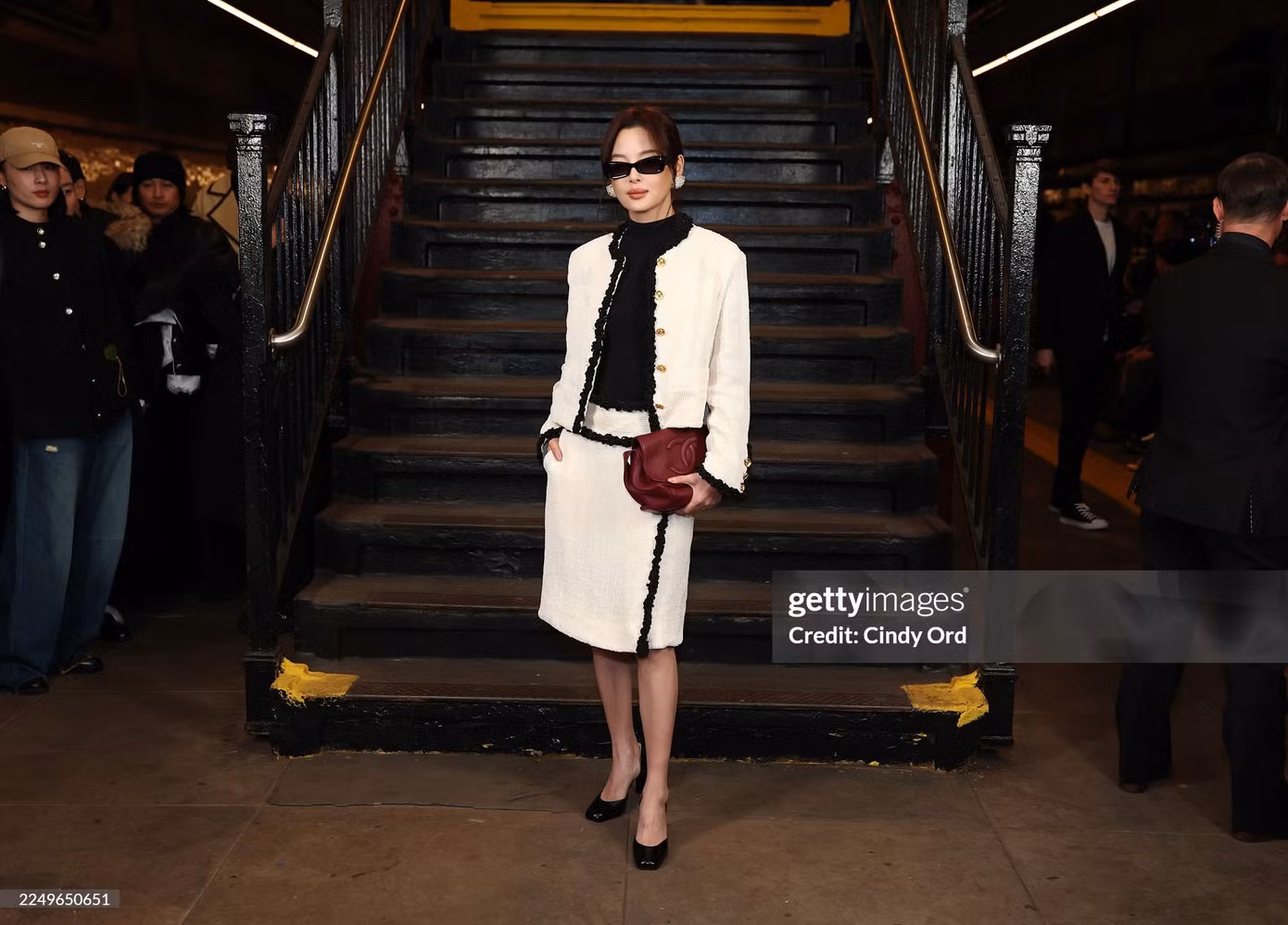 chanel-metiers-dart-2025-26-matthieu-blazy-xin-zhilei-tan-chi-loi-getty.jpg