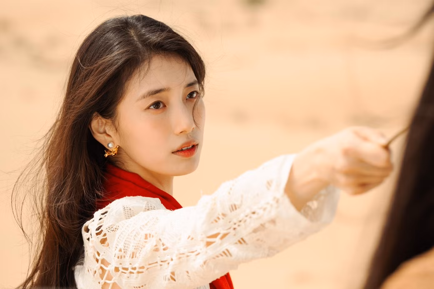 fashion-2025-suzy-genie-make-a-wish-a.jpg