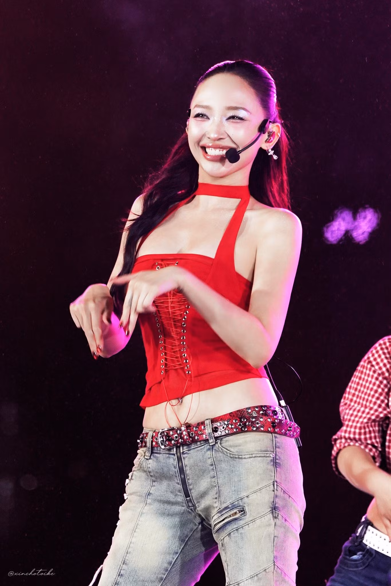 toc-tien-style-stage.jpg