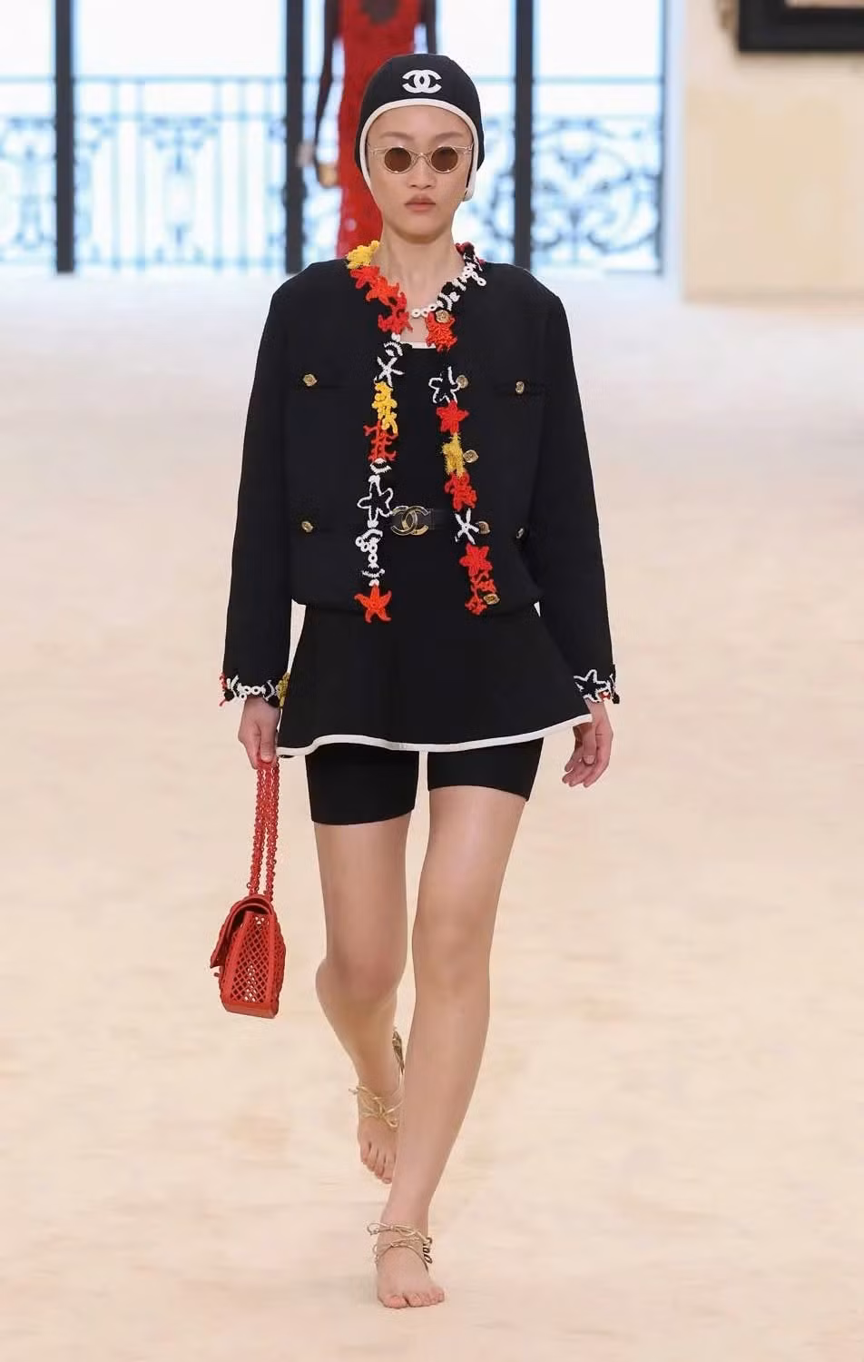chanel-cruise-2027-12.jpg