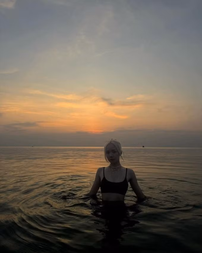 phuong-lybikiniem-xinh-say-hi-1vsxz.jpg