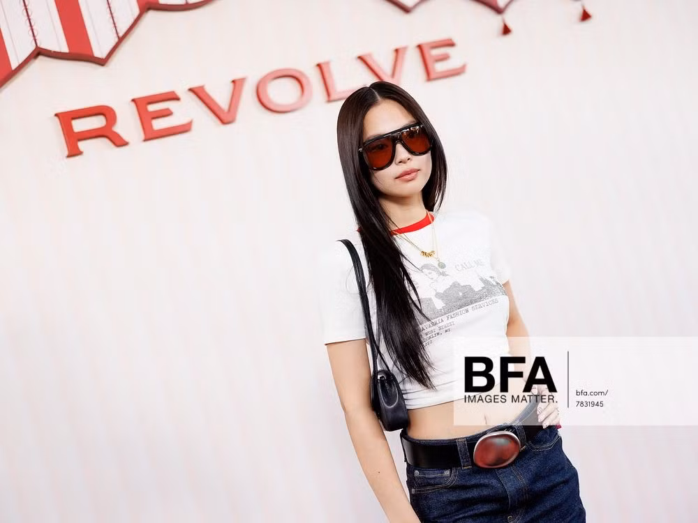 coachella-2026-jennie-lisa-rose-26.jpg