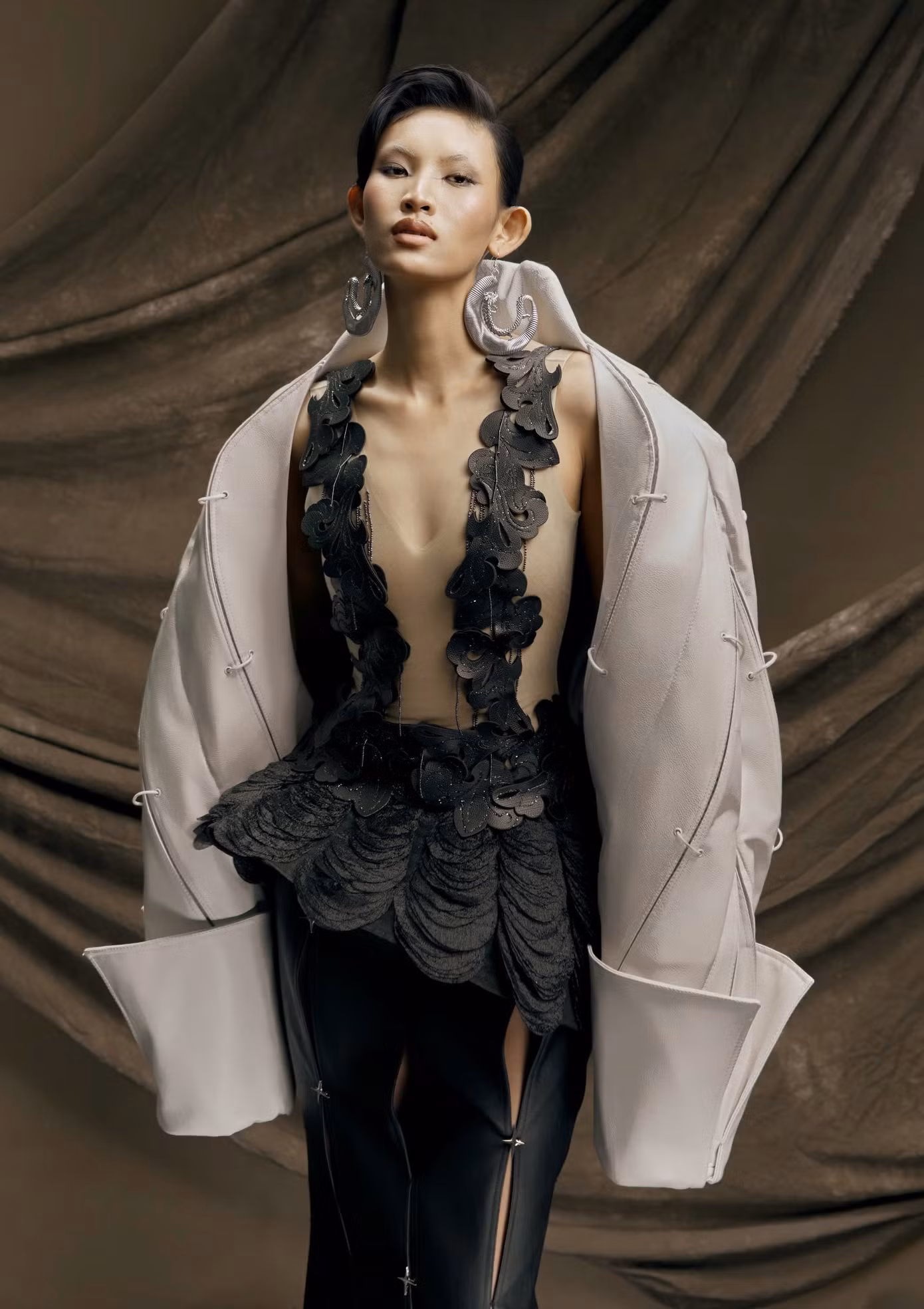 chieu-van-nhi-phan-4.jpg