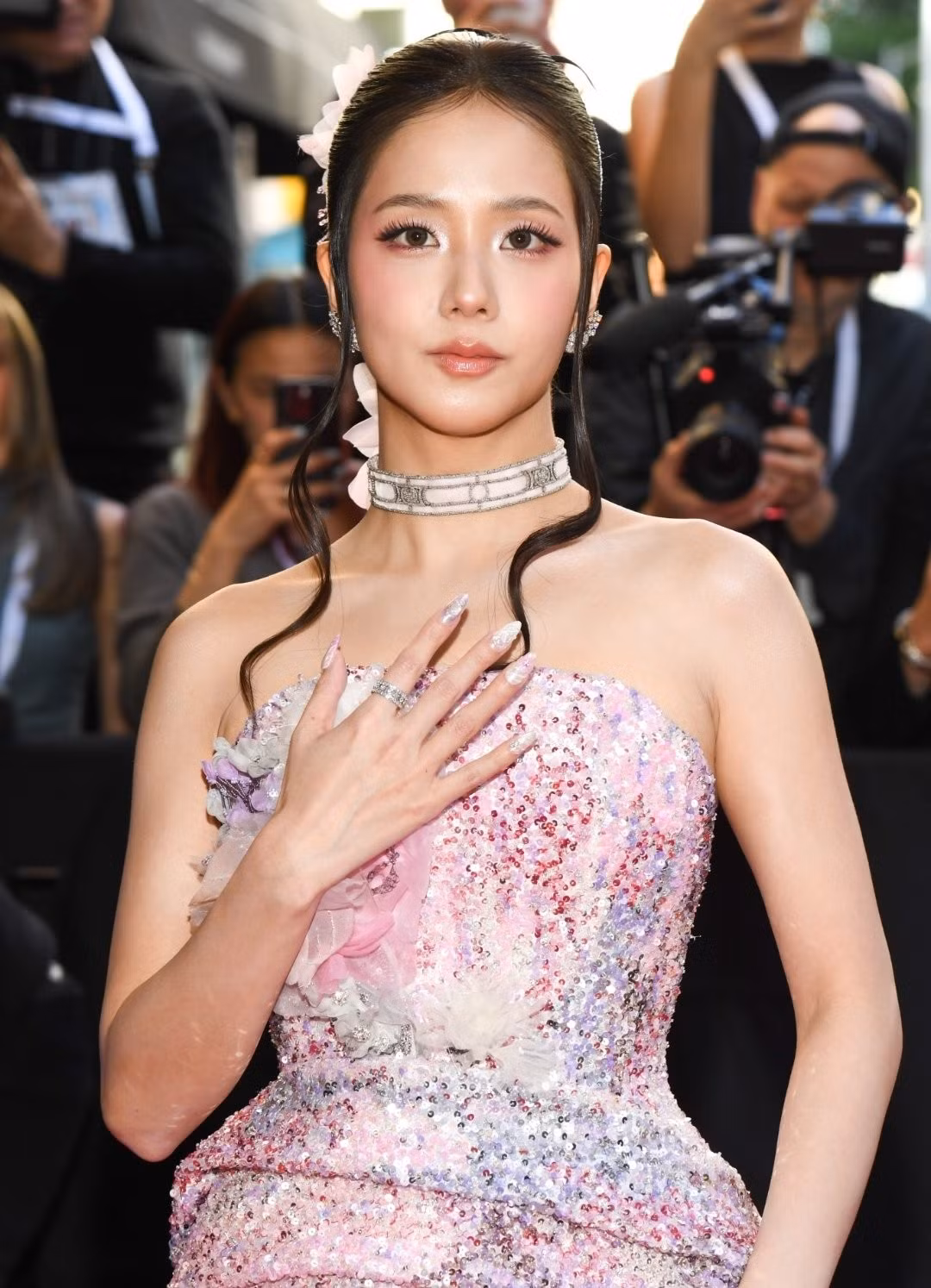 jisoo-4.jpg