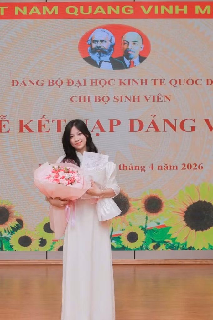  Hành trình rèn luyện của nữ sinh ngành Luật: Học để hiểu, làm để trưởng thành 