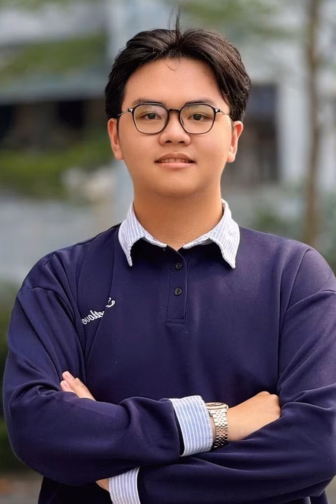Nam sinh Bách khoa và hành trình từ thủ khoa đến người tạo ra thủ khoa