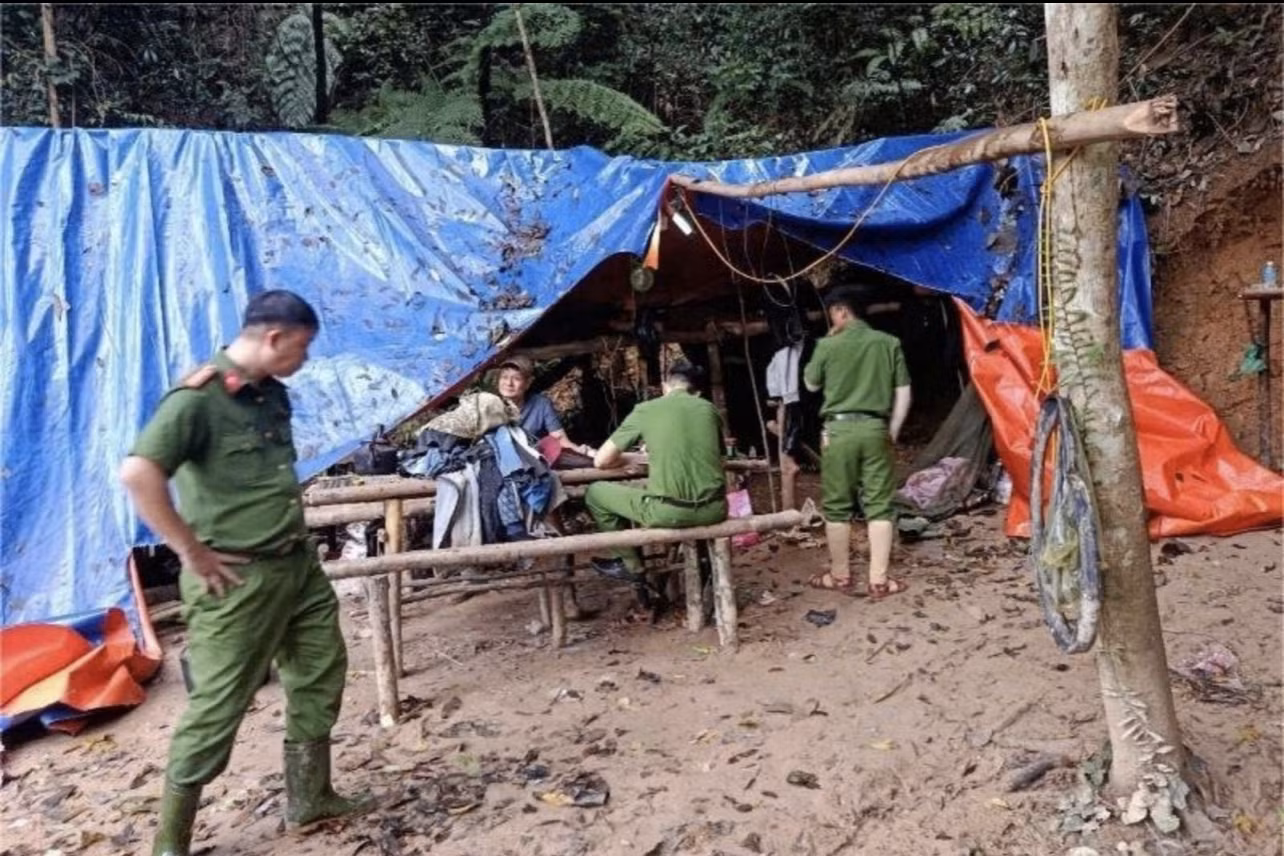 ca-truy-quet-vang-tac-khe-de-vinh-o.png