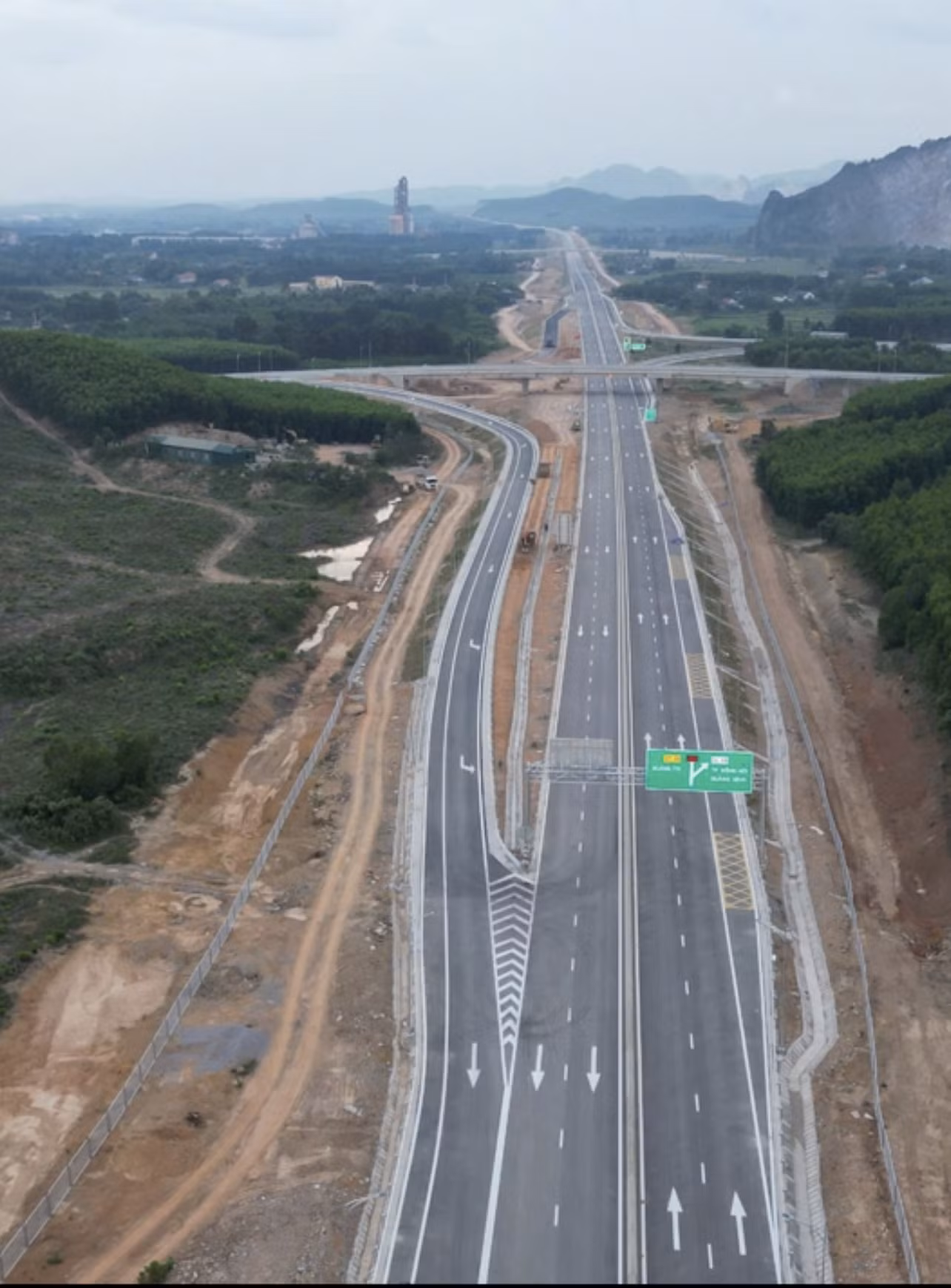 cao-toc-cam-lo-la-son-dang-hoan-thien-2.png