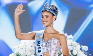 Đại diện Cộng hoà Dominican Joheirry Mola đăng quang Miss World 2026
