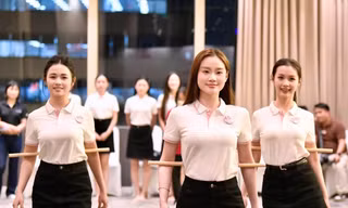 Thí sinh Hoa hậu Việt Nam 2026 học cách giữ thăng bằng và kiểm soát hình thể