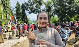 Được phân bổ hơn 330 tỷ đồng, bà con Đắk Lắk phấn khởi nhận quà Tết Độc lập